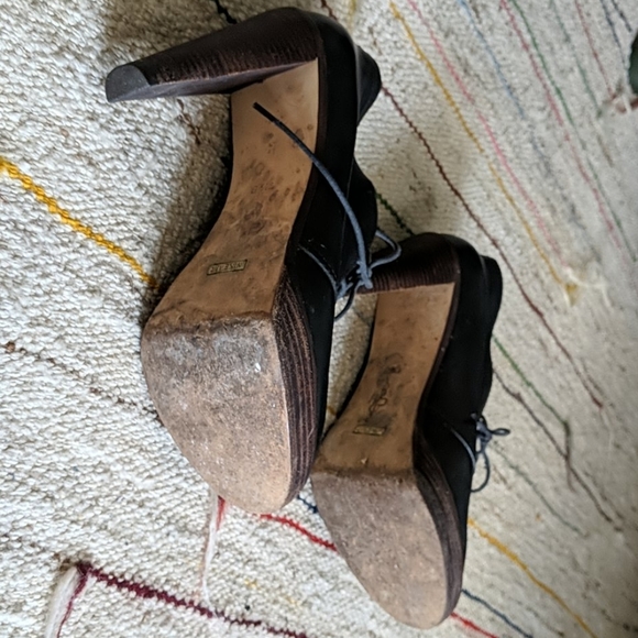 Black booties with wood heel & NikeAir - Picture 5 of 9